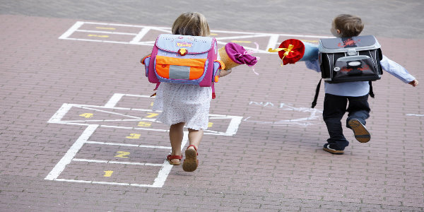 Foto: DAK/Schläger Kinder 1. Schultag